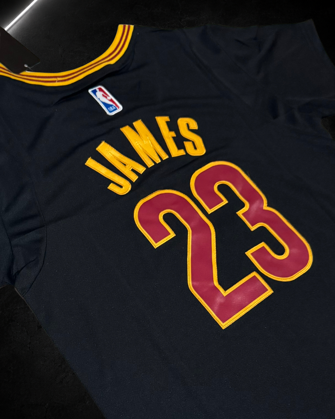 Camiseta NBA LeBron James #23 - Cleveland Cavaliers Negra