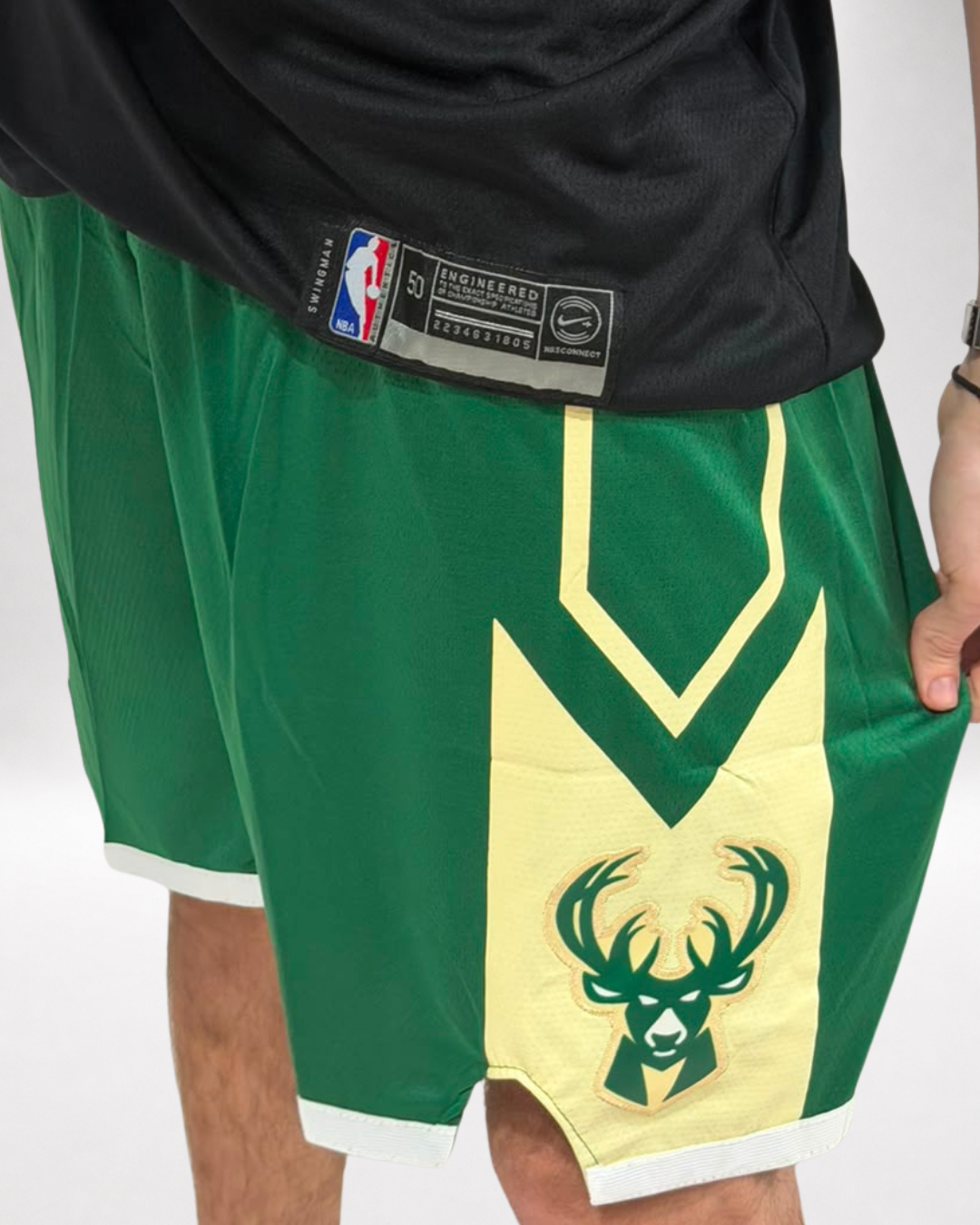 Short NBA - Milwaukee Bucks